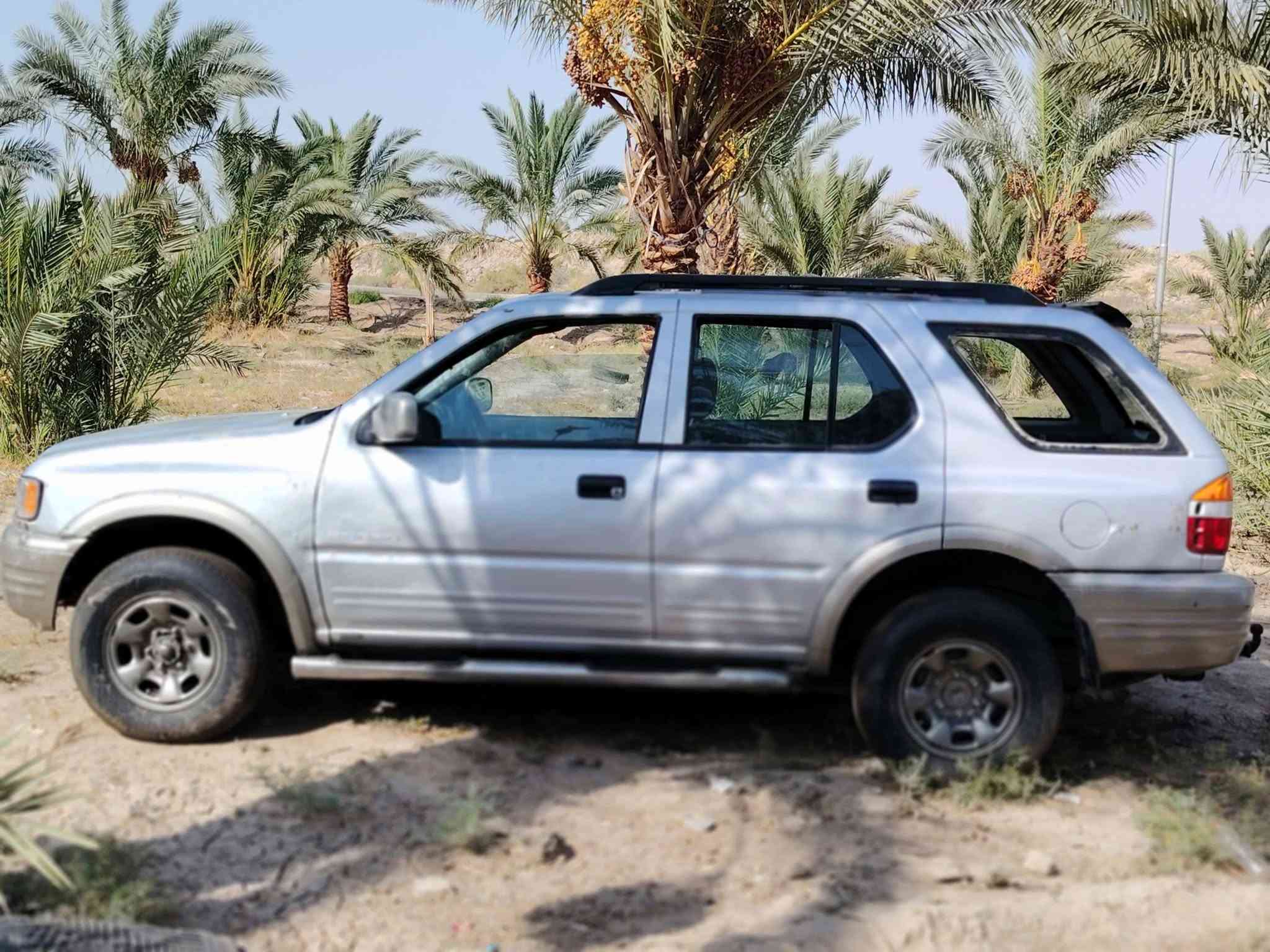 سلام عليكم
سياره ازوزه موديل 2001
كيرهه كايم
اصوليه رقم اربيل
بسمي

ملاحظه كيرهه كايم
تخدم تاير
حداديه
سعر 35  بيهه مجال 
مكاني ذي قار الغراف
رقم الهاتف ***********

