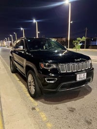 جراند شيروكي لمتد • ٢٠١٩ • ماشي ٧٢الف