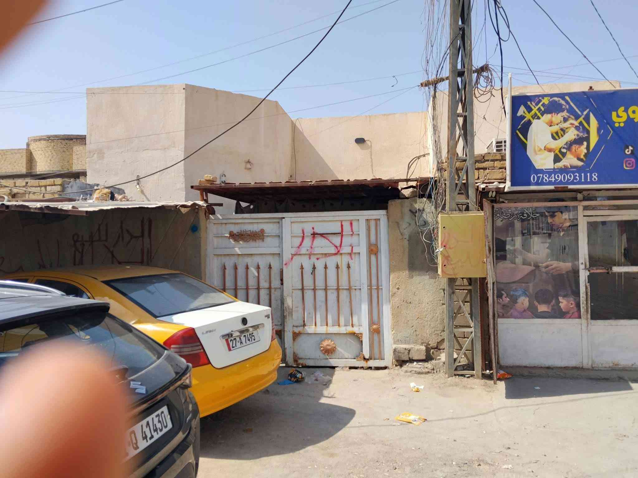 قرب صيطرت البوعظم • ٢٠٠م • غرفتين