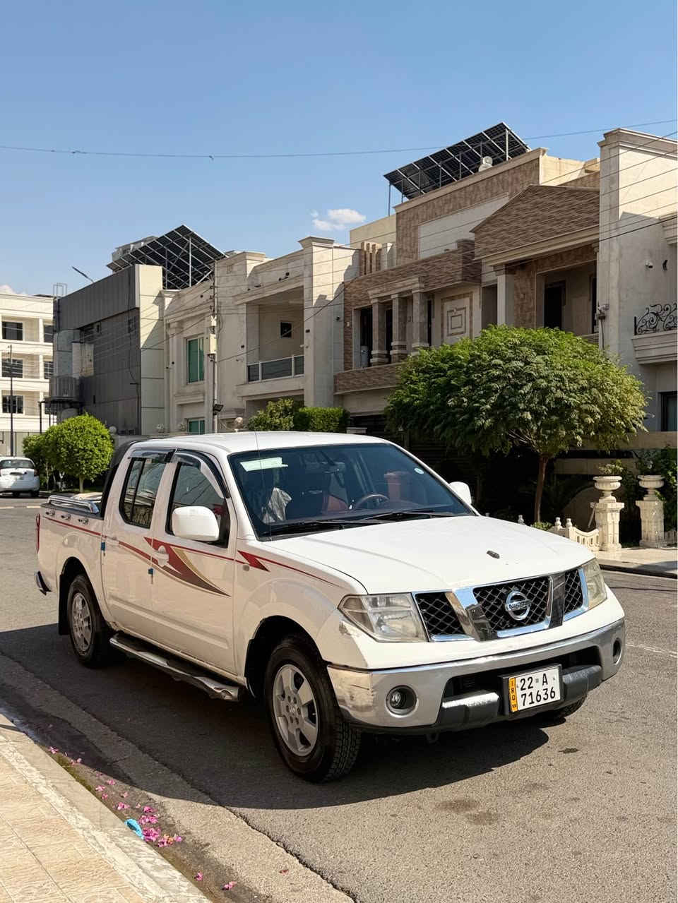 نيسان پيكاب نڤارا مؤديل ٢٠٠٩ بة ناوةي خؤمة سةنوي نوي ٢٠٢٩ تنها دوو پارجي سبوغة گير مكينة بة شرت گير تؤماتيك 
سعر ٨٩ وةرقة مةجال ***********
*********** أربيل, العراق
