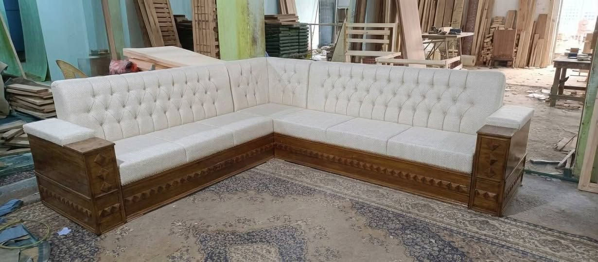 🌹🌹 عرض تحطيم الأسعار 🌷🌷
🌹🌹 سعر المتر 85 الف 🌹🌹
نوفر لكم أحدث الموديلات يجمع بين صاج والمودرن 🌷🌷 
موصفات الديوان
الوجه صاج 16ملم
مع زان مصري درجه اولى
مقعد بلوك اسود 16ملم
ضهر بلوك
خشب جام روسي درجه اولى
القماش قديفه درجة اولى خامه تركي
اسفنج مميز اول
بضمان حقيقي 5 سنوات
موقع المعمل بغداد حسينية مدخل الجسر
يتوفر توصيل بغداد وجميع المحافظات
للتواصل واتساب أو رقم الهاتف
*********** 🌹🌷🌹
