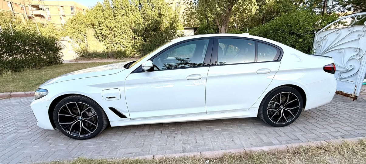 بي ام دبليو 530e 2022
ام بكج بلادي دركة ودوسات
ودعاميات
داتا شو
تحديث لغة عربية كامل
كاربلي وايرلس
كشنات تدفئة داخل اسود
ايمائات صوت
سستم صوت هارمن كاردن
دفع خلفي RWD
حزام كهرباء
حساس امامي خلفي جانبي
السيارة ٣ انظمة كهرباء + هايبرد + بانزين
الحادث كلش بسيط بارد بالجاملغ
الامامي وصبغ قليل بالجاملغ
الخلفي علكد الهلال
مكان السيارة بغداد زيونة 
28900$

*********** بغداد, العراق
