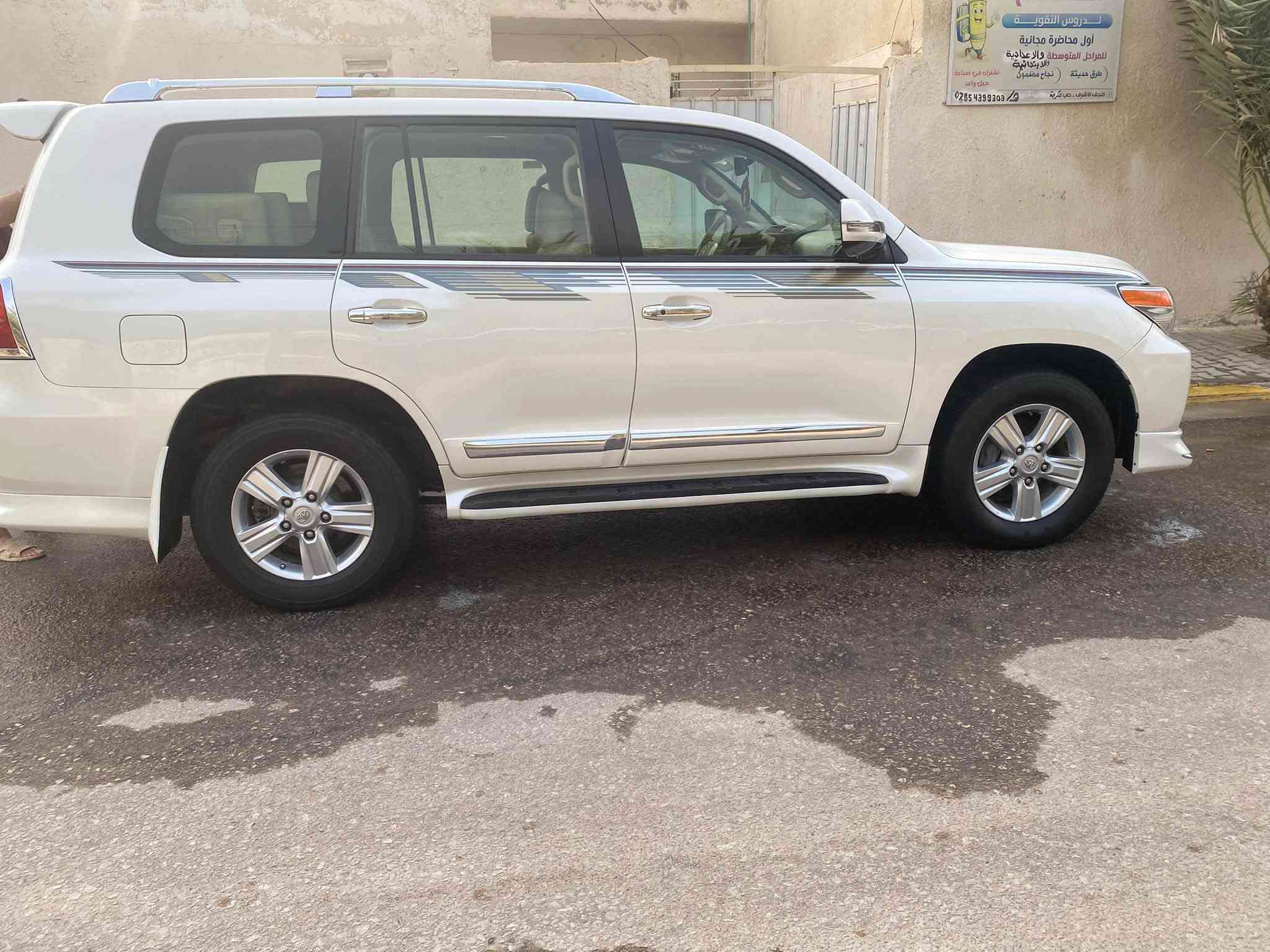 لاندكروزر • ٢٠١٤ • فول مواصفات