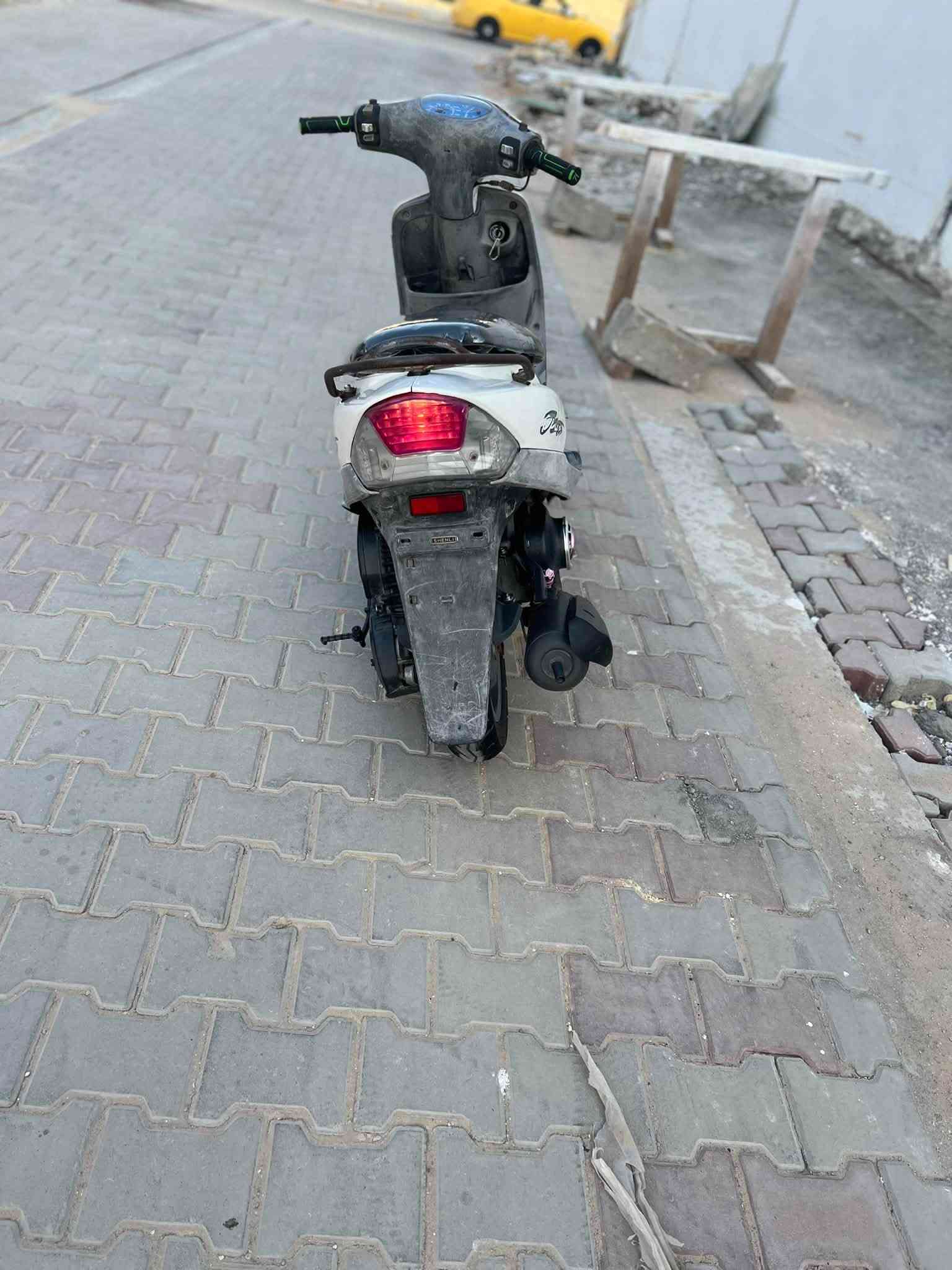 السلام عليكم ورحمة الله وبركاته
دراجه ماكس منغولي جاهزه على اخر حبايه ونظيفه الدراجه 

مكينه اكسن كهربائيات كلها جاهزه للاستفسار ***********
