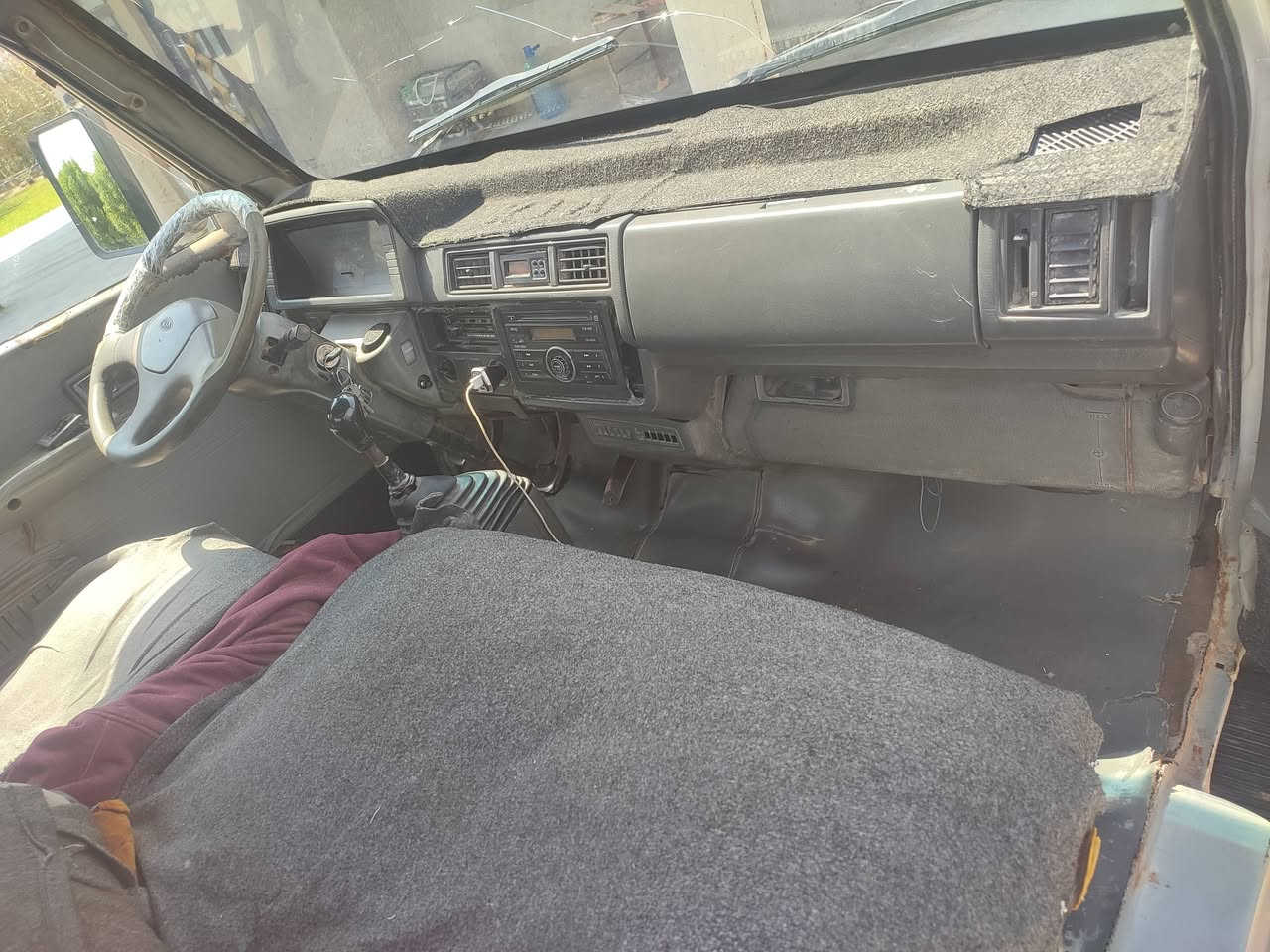 سلام عليكم كيا بنكو ١٩٩٥ رقم انبار دولي  مشروع وطني  محرك  بدايه تبخير  كير و اكسل خير من الله .. رقم الشاصي شعار  سعرها ٤٥ وبيها مجال مكان بغداد اليوسفيه 
***********
