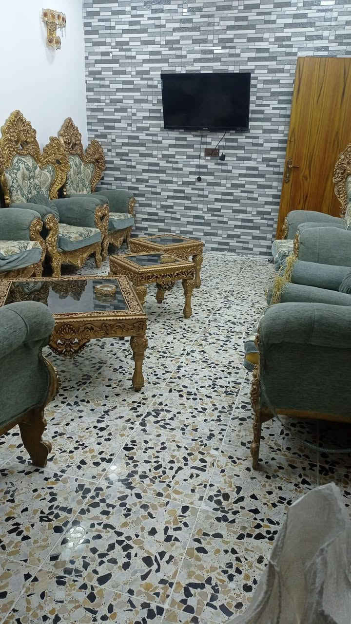 دار للبيع مساحته 100متر 5*20عنوان العبيدي حي الرئاسه قرب سكله ابو محمد زراعي وسند25اصوي سعر مناسب منطقه تبليط كامل خدمات سعر اتصال على رقم ***********
