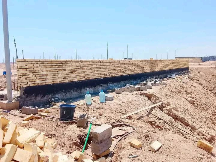 كادر متكون من خلفات بناء هندسه وخلفه عكاده وخلفات لباخ شغل هندسه يرضيك ويرضي الله داخل البصره حاليا ***********
