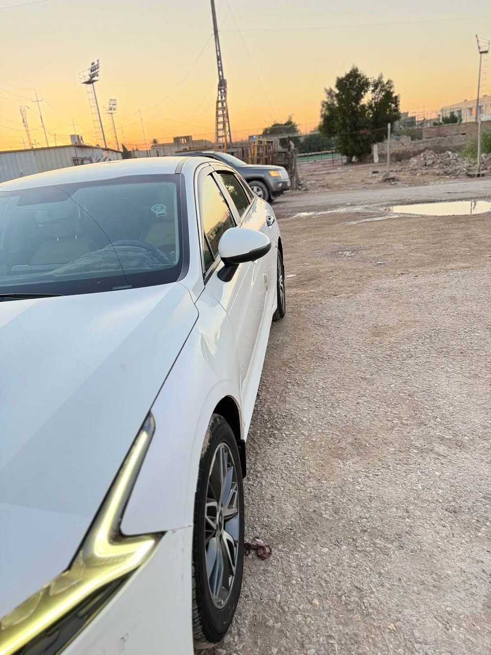 كي فايف خليجي 21
بيه بارد بالجاملغ الايسر 
مواصفات 
شاشه كاربلي
تبريد لمس مناخي 
فول تحكم ستيرن 
حساس امامي و خلفي 
كشنات مخمل بيجي 
دواخل بيجي 
مري شفط 
محرك 2000 كفاله 
كيرATكفاله 
سياره على ايدي معتني بيه 
مكان السياره كوت شيخ سعد 
بيع مستعجل للضرف خاص 
الاتصال ***********@
