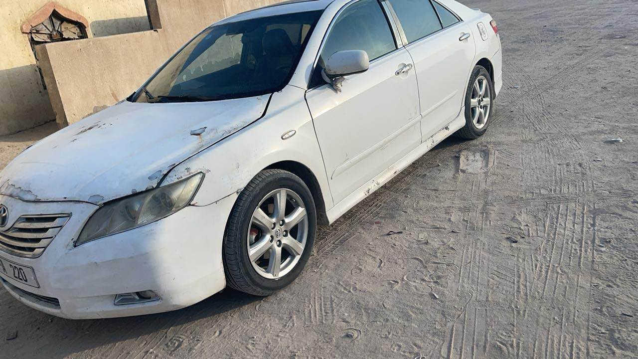 كامري للبيع موديل 2007
رقم مثنى مميز
بأسمي تحويل ثاني يوم 
السعر 120 $
رقم موبايل ***********
مكلف بل نشر البصرة, العراق
