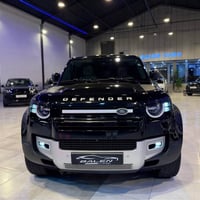 ديفندر 130 • V6 • ٧ مقاعد