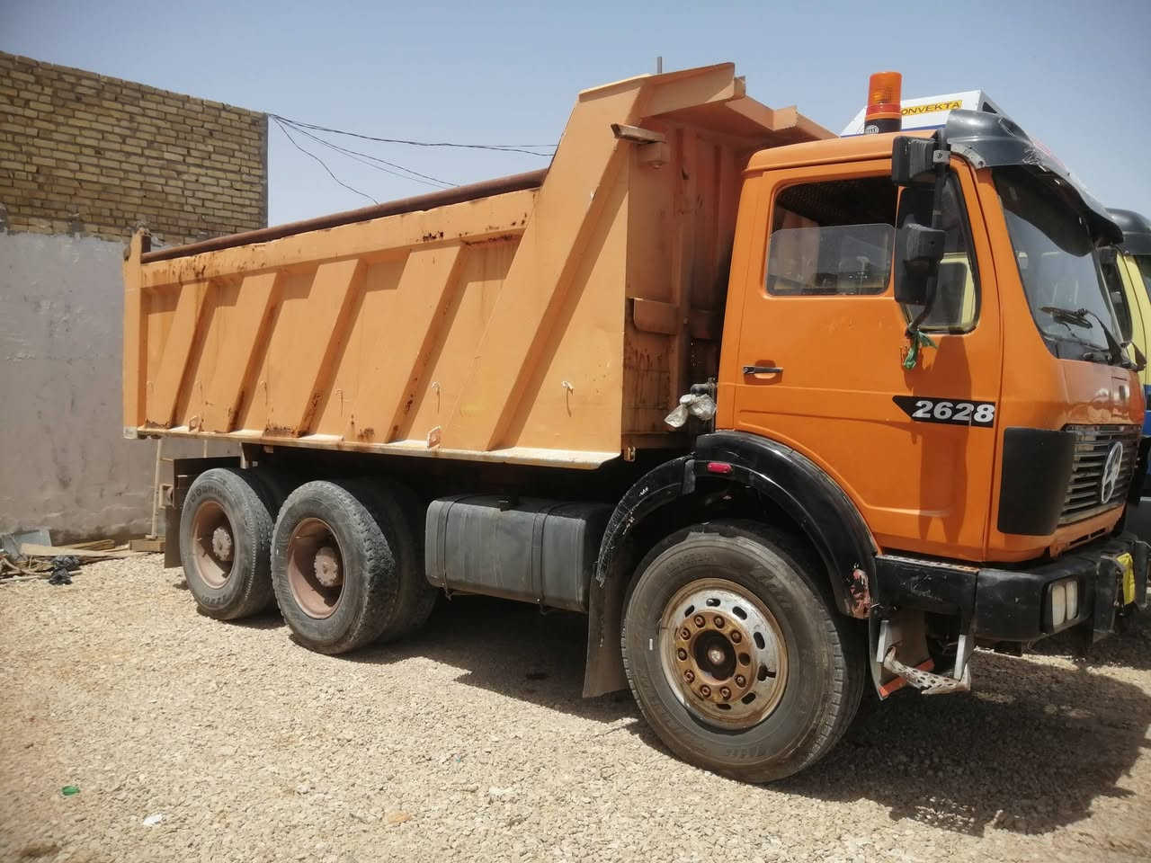 البي ٨٤ للبيع محرك ١٠ كير ١٦٠ مجموعه نص الشاصي بي فطر سانتيم من وره رقم انكليزي مكان نجف ***********
