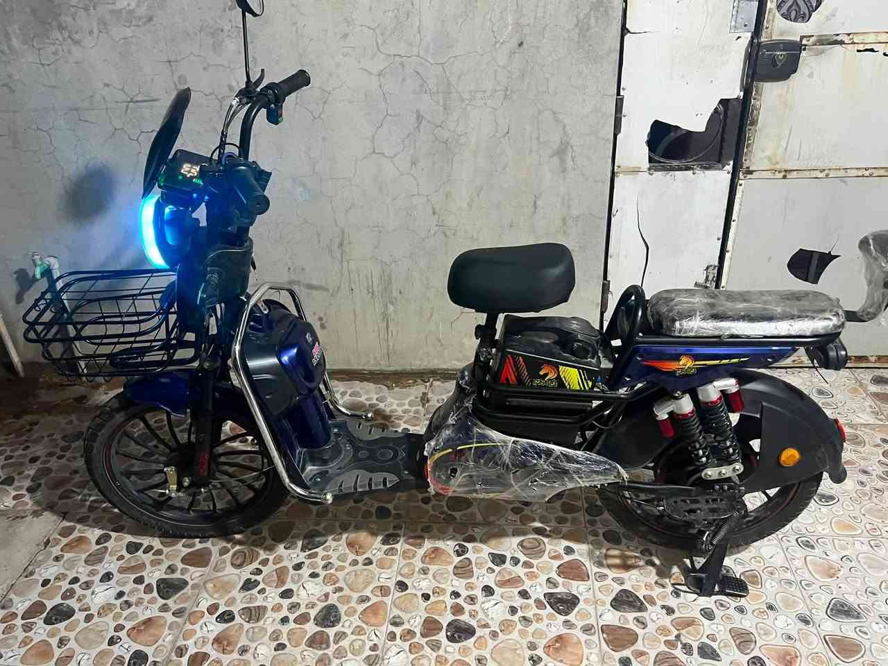 دراجةشحن للبيع حجم 20 عنوان منطقة حي بدر اتصل 📞*********** سك
