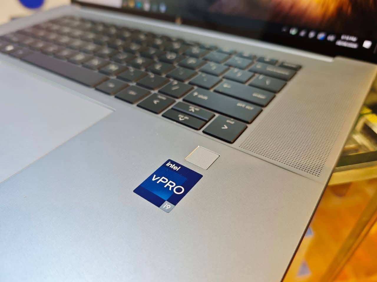 HP ZBook Studio 16 • i9-13900H • RTX A1000