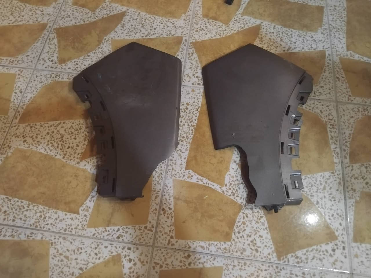 سلام عليكم غراض k4 للبيع
ماصدة شغالة وكارت وعدسات شغالات قيم وخذ 
عنوان مدينة صدر جميلة 
***********

