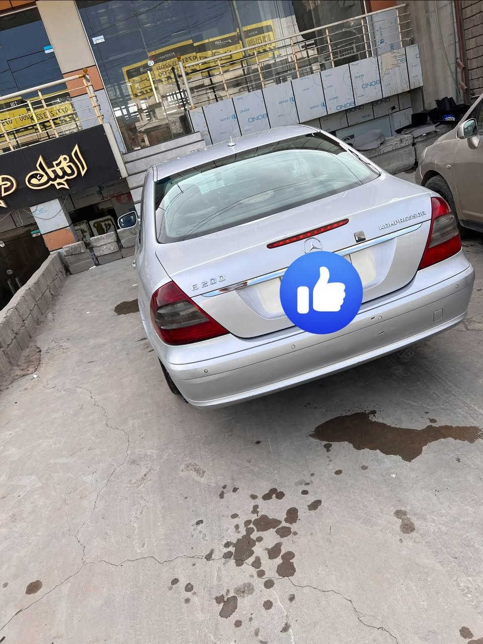 للبيع- مرسيدس E200 Kompressor- 2008 فول
مواصفات
بسم اللّٰه الرحمن الرحيم
ماسمي تحويل اني يوم موديل 2008 فيس لفت الجديد رقم اربيل -
المواصفات:
• محرك 1800 كومبريسور 184 حصان - محرك جديد تبديل مسكر
شرط
• ماشية 65 الف فقط على المحرك الجديد
• كير اوتوماتيك 5 نمر - دفع خلفي
• اللون فضي - الداخل اسود ملكي تطعيم خشب جوز
• مكفولة من الصبغ - بدون قطرة صبغ وبدون تبديل
• فول مواصفات: فتحة سقف, حساسات امامية وخلفية، لايت اوتو، حساس مطر، كشافات ضباب، ويلكب AMG 17، مري شفط كهرباء مع اشارة، مراية تعتيم اوتو
• تحكم ستيرن جهتين + تلفون + مثبت سرعة
• سويج شفط الاصلي مال مرسيدس + سويج سبير
• انظمة امان ESP + ABS + 8 ايرباك
سيارة جديدة بمعنى الكلمة، لا صوت لا خشخشة، حدادية جديدة، تايرات جديدة، تبريد ثلج، كهربائيات كلها شغالة، ما تحتاج برغي.
مكان السيارة: الموصل
السعر: [110] وبيها مجال للطيبين
***********
( واتساب) :الشراي يتصل
لا اتعامل مع معارض - البيع وجه لوجه
