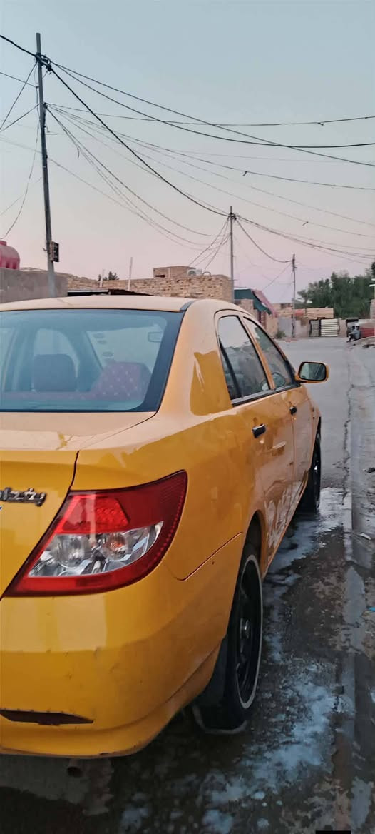 السلام عليكم 
بيوايدي F3 موديل 2019 رقم بابل حره رقم انكليزي بسمي مكفوله كفالة عامه تخم تاير ابو الخطه جديد مكينه وكير وحداديه كفاله السعر 76 وبيه مجال مكاني الديوانية 
***********
