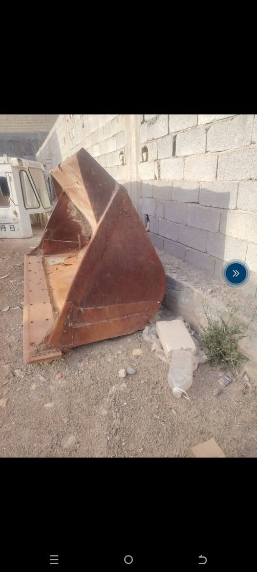 كيلة شفل كاوسكي حجم 70كيلة نضيفة سجينة وبطانة وظهر نظافة90%للاستفسار ***********##***********
