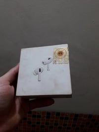 ايربودز برو 2 • اصليه • تك ايسر