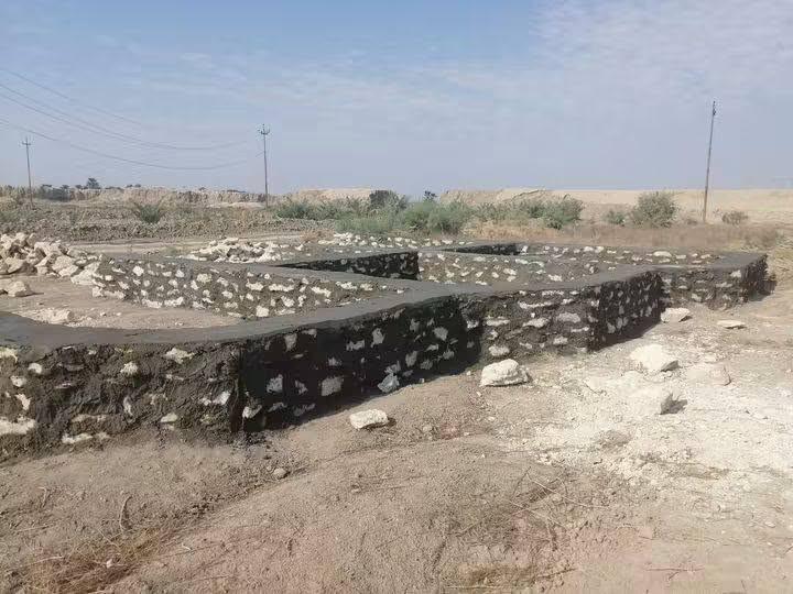 شقل حسب الطلب باشراف عباس ال مري بناءً حجر الأساس تجهيز سميت والحجر والرمل تلفون ***********
