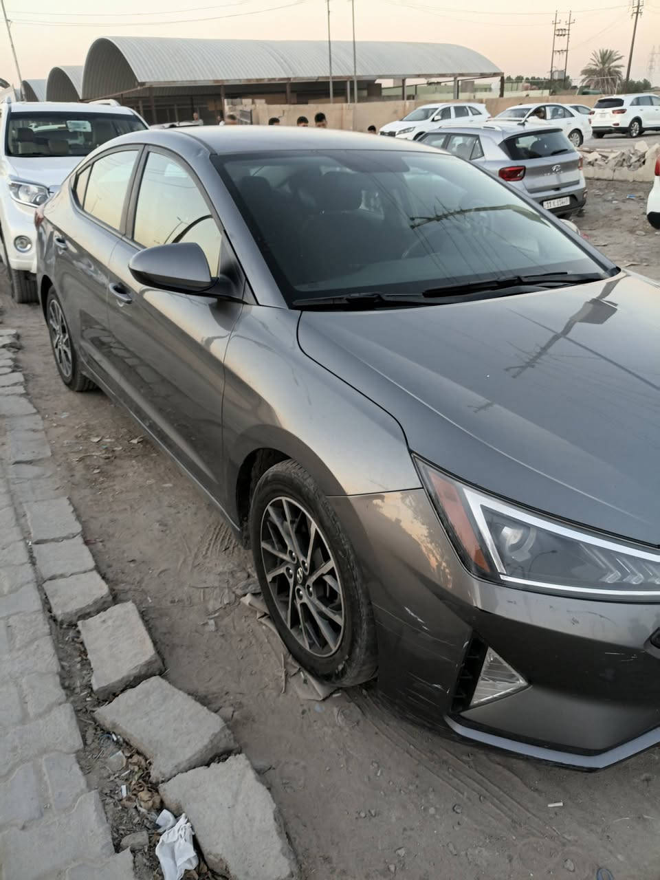 النتره 19 وارد امريكي نص فول السعر 120 ماشيه 100 الف ***********وا العنوان بابل الحله واتساب كير ومحرك وصدر كلاه البلادي على وظعيت الشركه ميهه ٣ قطع
