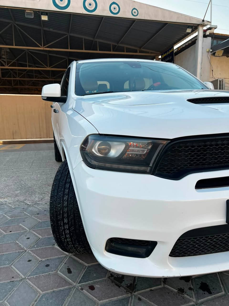دوج  دورنكو2020 GT بلاص فول مواصفات خليجية السيارة 
وكالة ليث العبيدي 

اللون ابيض
محرك v6.    3600
فتحة سقف
حساسات خلفية
اشاير بالمري 
كشن  داخل بيجي 
الابواب الامامية بصمة
نظام تثبيت السرعة التكيفي
نقطة عمياء
جنطة كهرباء
فتحة سلايد
اطفاء ذاتي
ستيرن تدفئة
تشغيل عن بعد
توقف ذاتي عند الرجوع 
‏parksense automatic braking
توقف ذاتي امامي
كشنات جلد كهرباء ترحيب وخزن
الكشنات الامامية تدفئة 
الكشنات الخلفية تدفئة
ستيرن كهربائي
وضعيتان قيادة
لايتات زنون عدسات جديدة
كامرة دوارة 
شاشة كبيرة
شاشات خلفية 
تبريد 3 قطع
ماشية 158 الف كيلو متر 
السيارة مكفولة ما عدا بارد باب العبري شبر واحد ما بيها قطرة صبغ السيارة
السعر 300 بيها مجال حگ الجيه 
رقم بغداد دولي  بأسمي ثاني يوم اداور
السيارة للبيع فقط بدون مراوس  
مكان السياره / الديوانية - العروبة 
للاستفسار الاتصال +واتساب ***********
