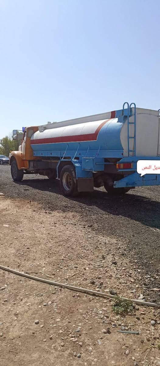 السلام عليكم
اسكانيا للبيع رقم نينوى
مسطره بسمي شرط التحويل موديل ٦٦ محرك أوربي ثلث كورات  
السعر 12.5 مليون وبيها مجال 

 رقم الهاتف
*********** واتساب 
***********
