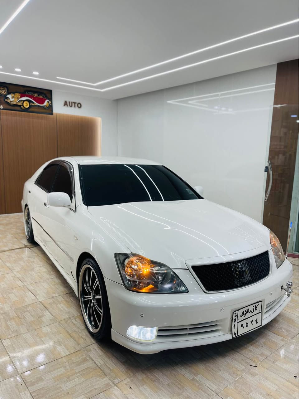 شاهینە كؤدي هه يه باركؤديشي وه رگيراوه 2005 بڕاوە بڕاوە بۆ فرۆشتن 🖤👌🏻
182 گير گه وره 3 دووگمە ئەتڵەت فؤرميكا سور 
سوکان كاربا 
ناوچە کوێر ئاوێنە کارەباو شەفتە
کوشن کارەبا سوکان ڤۆلێۆم شاشە 
ویلي ٢ سايز چوار تایەی لۆک 
سەقفی شوشە 
سەقف بۆیاخ بەشەرت 
داعمو لێدراوی نییە 
کەڤەر گۆڕای بەشەرت 
هەموو گیانی بەشەرت 
گێڕو مەکینە بەشەرت تەقەو رەقەی بەشەرت 
هەموو گیانی بەشەرت 
چرکەو (100$) کامل جاهیزە تەبرید ساردو گەرم بەشەرت هەمووی ئیش دەکات گڵۆپی ناو گێچی هیچ پێنیە کامل هەموو گیانی مەسرەف کراوە هەمووی جاهیزە و بەشەرتە 
سحري ٥٣ گه لاو مجاليكي برايانه بۆ زانیاری زیاتر پەیوەندی بکە لە خزمەت دام شوێن کۆیە ***********ڤایبەر و وەتس ئاپیش كويسينجاك, أربيل
