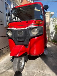 للبيع تكتك بسعر مناسب تواصل 07737977959