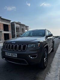 جيب ٢٠١٧ • بني • حادث