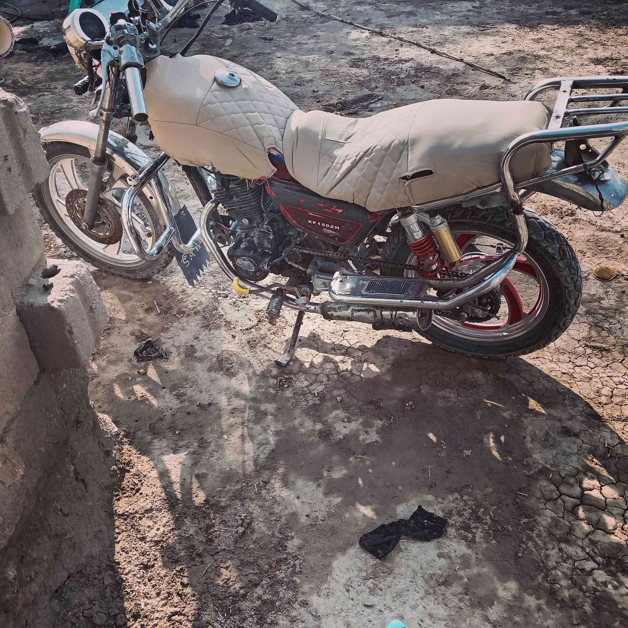 كلك • ٢٠٠سيسي • خيط بخار