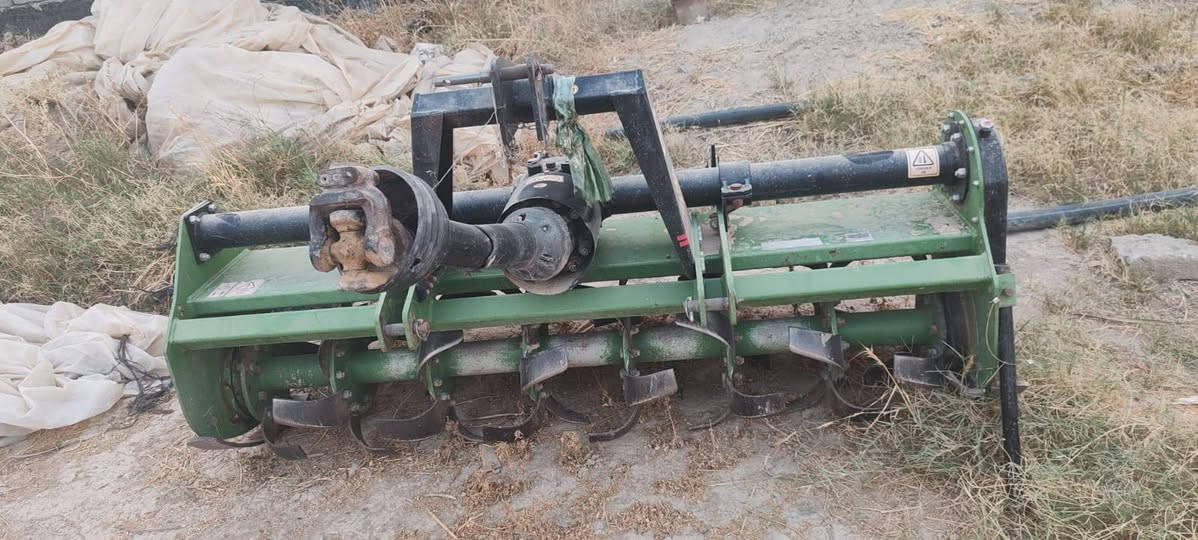 السلام عليكم البيع رفاس تركي حجم ١٨٥ هاتف ***********
