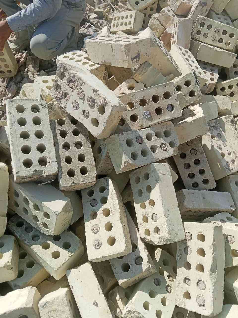 يوجد طابوق جمهوري مال هياكل مجمع البرديني ***********
