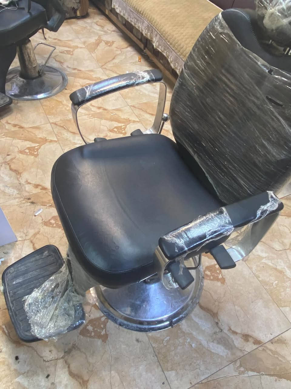 أبو غريب • تجهيز محل حلاقة • مكاين فراري