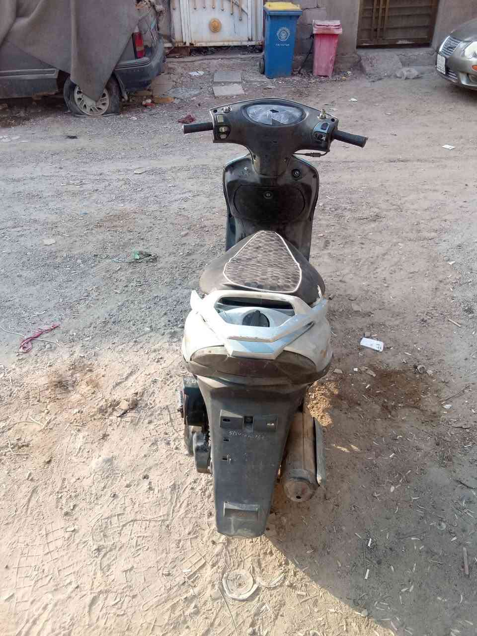 السلام عليك درجه ماكس نقصه بس باتري مكانك بياع شرطة الخامس 
اوراق درجه موجود رقم ***********سعر250بيه مجاله وسب
