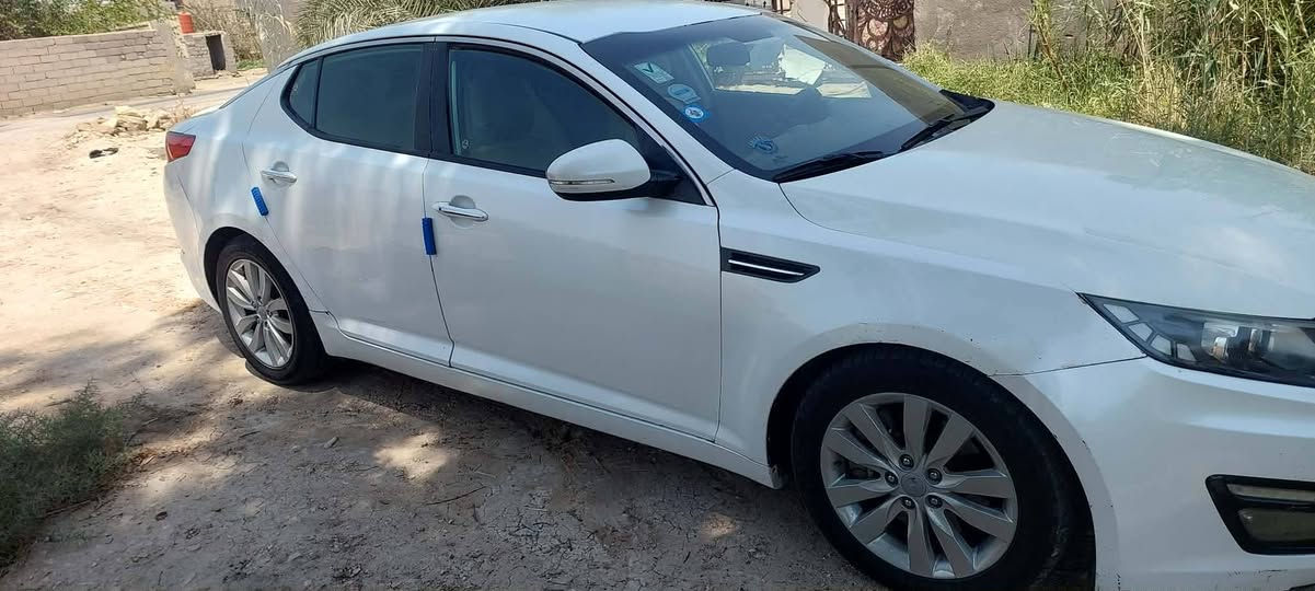 اوبتما خليجي موديل 12 فول مواصفات بصمه مكينه 2000  مكفوله كفاله عامه السعر 130 بيها مجال
***********
