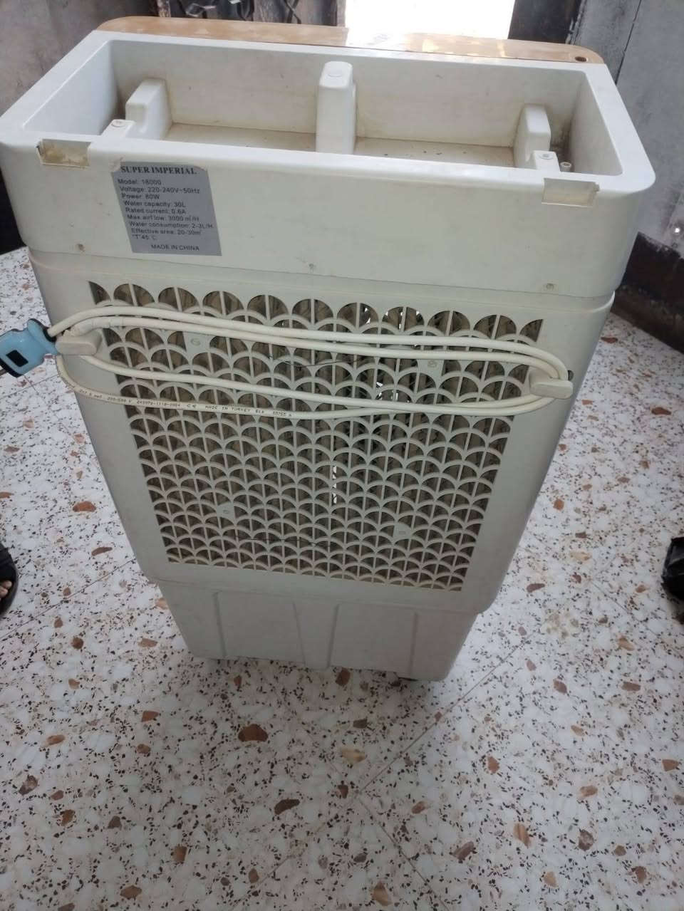 مبرده  للبيع شغاله كل عيب مابيه السعر 55  //***********
