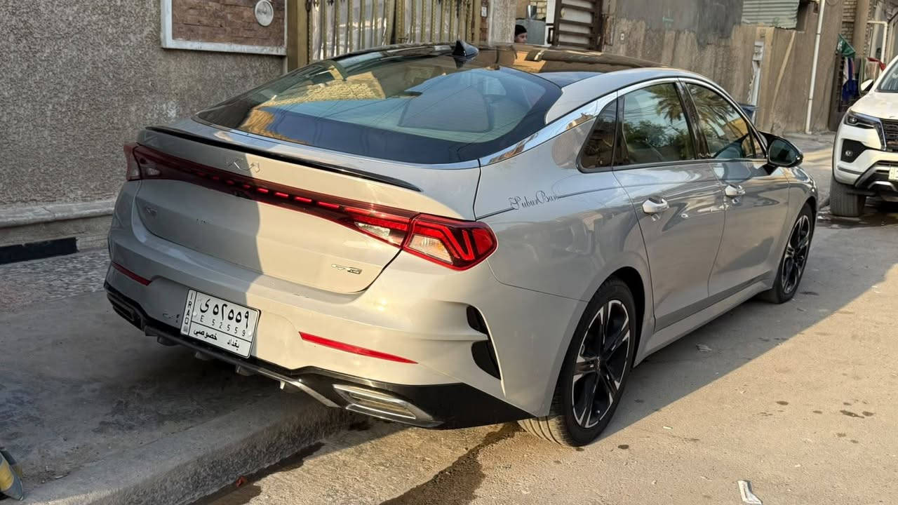 السلام عليكم
KIA K5 GT Line 1500 تيربو
رادار امامي 
بانوراما
بصمة 
تشغيل عن بعد
3 عدسات
ويل كب 18
بك لايت led
كشنات جلد
شاحن لاسلكي
اشاير بالمري
كشنات كهرباء
تسخين مقاعد 
مثبت سرعة
تحديد مسار 
هاند بريك بصمة
تبريد بيانو 
انارة داخلية لمس
حادث بس بوارد بدون صبغ بدون تبديل 
صور الحادث مرفقة بالمنشور
السعر 165 
مكان السياره بغداد
***********
