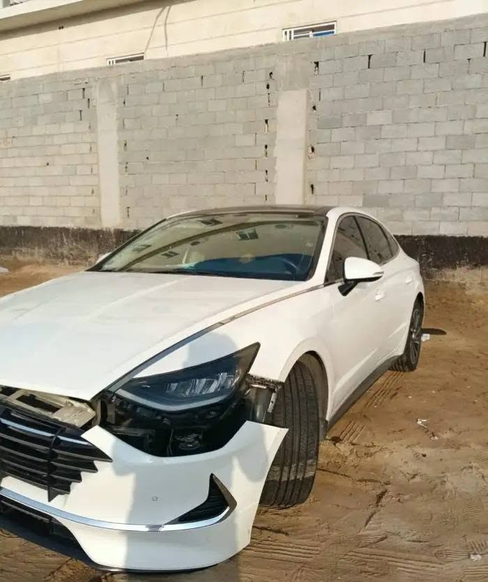 سلام عليكم سوناتا 2020 السعر85$
سياره خليجي سابقا مكفولة من صبغ وضرر تبيعه على وضعه مكينه وكير وشاصي وميكانيك كله مكفول سياره بانزين مكينه. 2500 سياره رقم اربيل جديد بسمي تحويل مباشر سنويه مجدد وهزه ماسقطه 

السعر 85$

التواصل
***********

