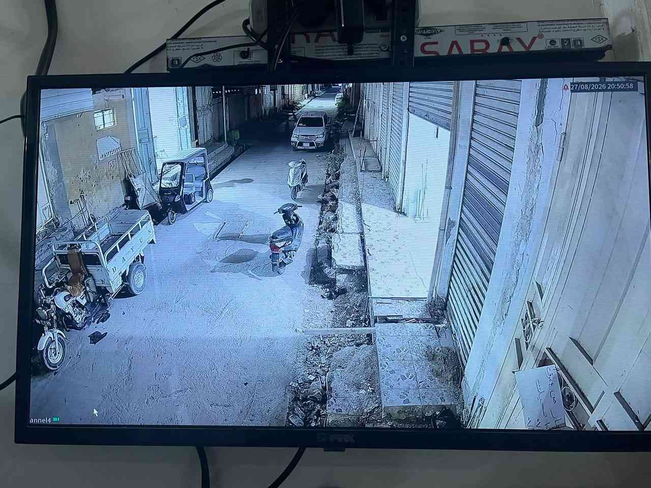 جانب من اعمال كادر مجموعة حمزة لتنصيب كاميرات المراقبة والانظمة الامنية 
في ذي قار الرفاعي 
تنصيب منظومة كاميرات دهوا 5 ميكا وز كلر تدعم الذكاء الصناعي 
ضمان ٣ سنوات في العمل والمواد 
#مجموعة حمزة رزاق #ظمان_وامان
للتواصل 
***********
