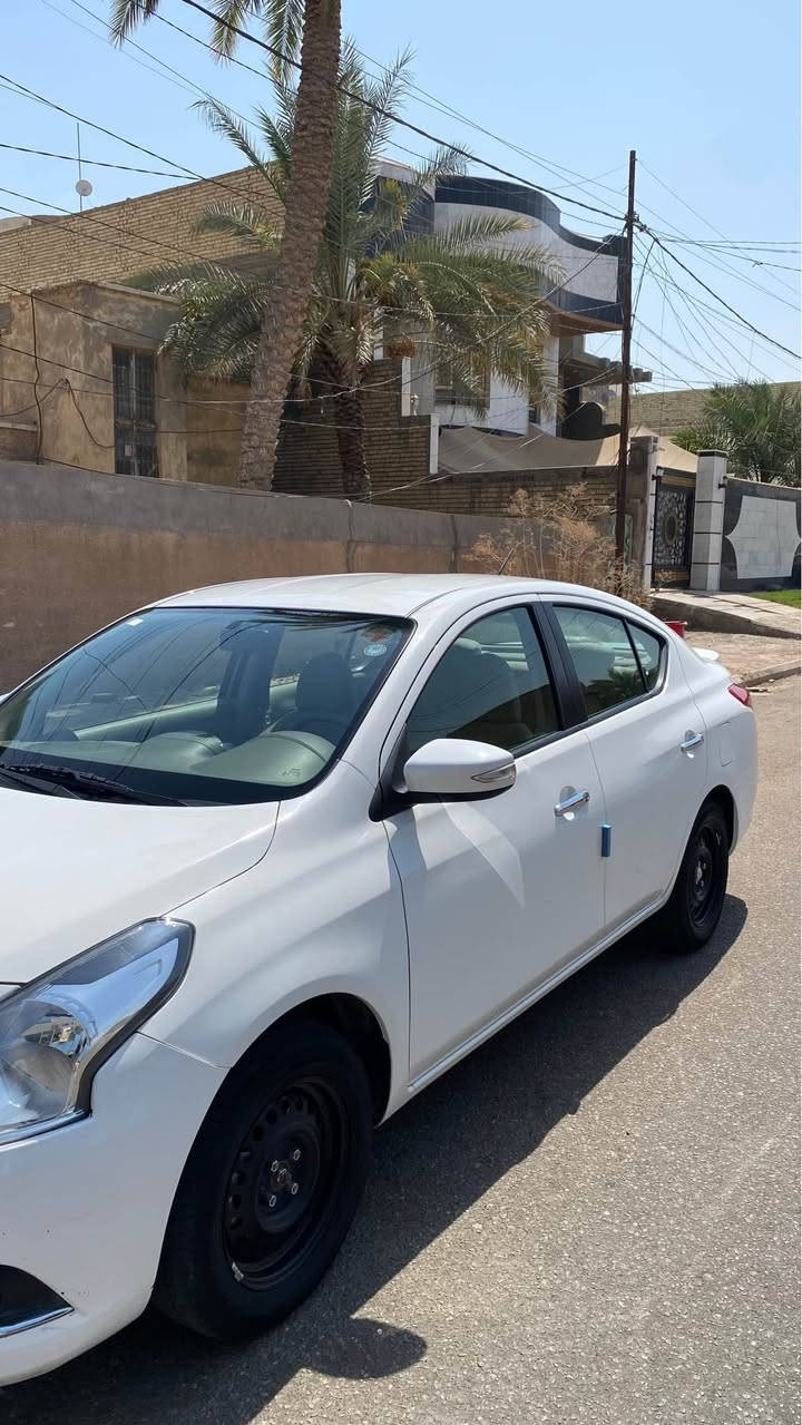سلام عليكم نيسان  صني 25  كفاله عامه عده طخه صغيره بالجاملغ موضحها  بصوره  سياره ع وضع الشركه 
جديده كلش شركتها بنجف رقمي *********** مكان سياره نجف سعر 117 بيها مجال النجف, العراق
