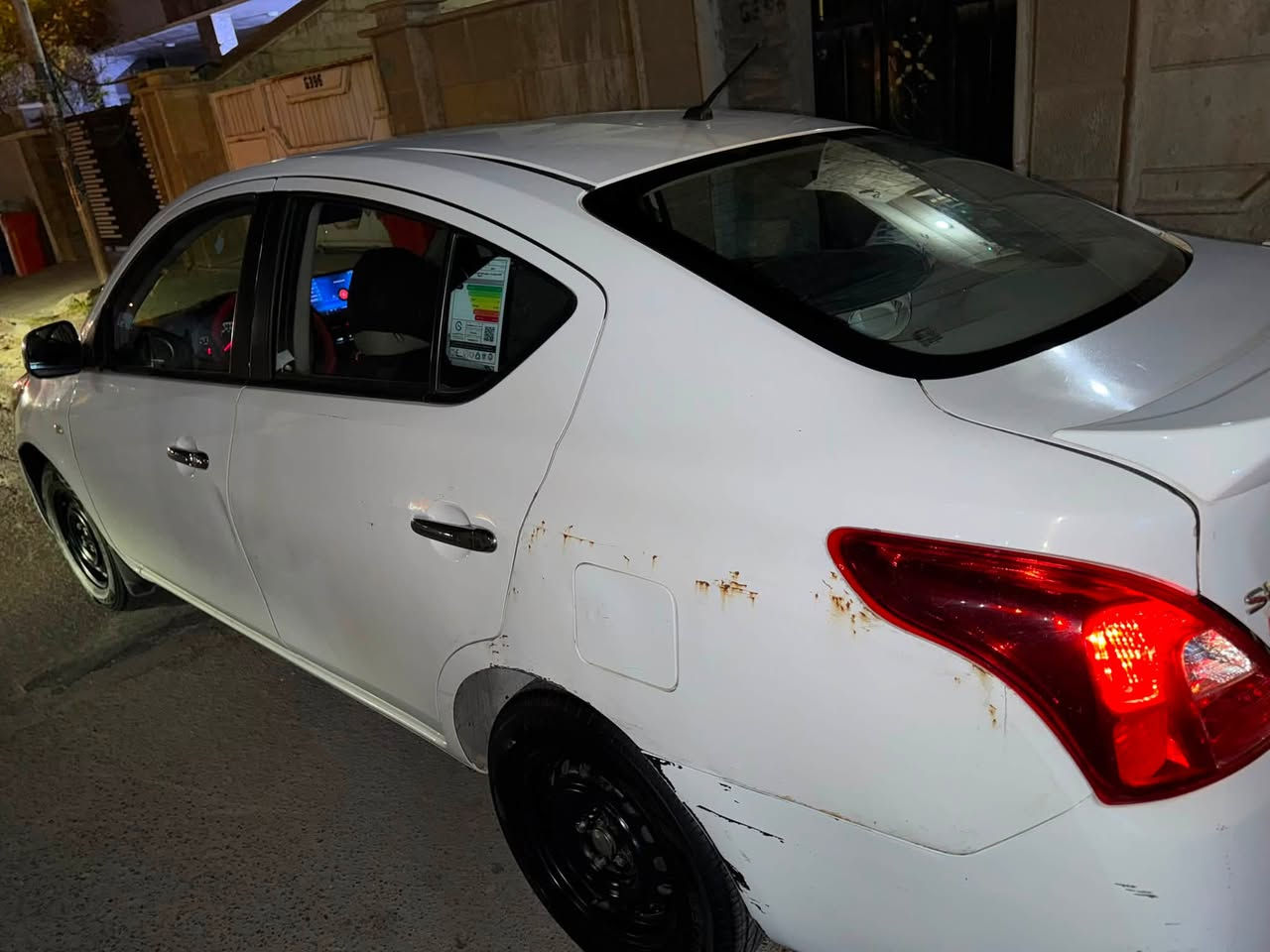 السلام عليكم نيسان سني 2019 ماشيه 89 الف للبيع عليه غرامات 800 الف تفاصيله مذكوره بالفديو ايرباكات سليميه اي ظربه داخليه مابيه الكشر بالفديو واضح عنوانه السيديه *********** السعر صافي مالي غرض بكلشي لا غرامات ولا غيرها ب 75 ورقه قفل قفل مابيه اي مجال تعجبك على راسي متعجبك هم على راسي
