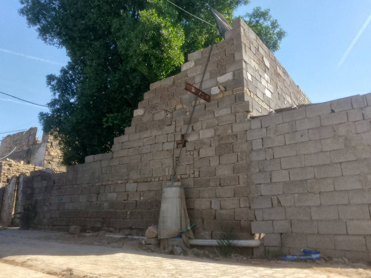 بيت • سبع قصور • ١٧٥م
