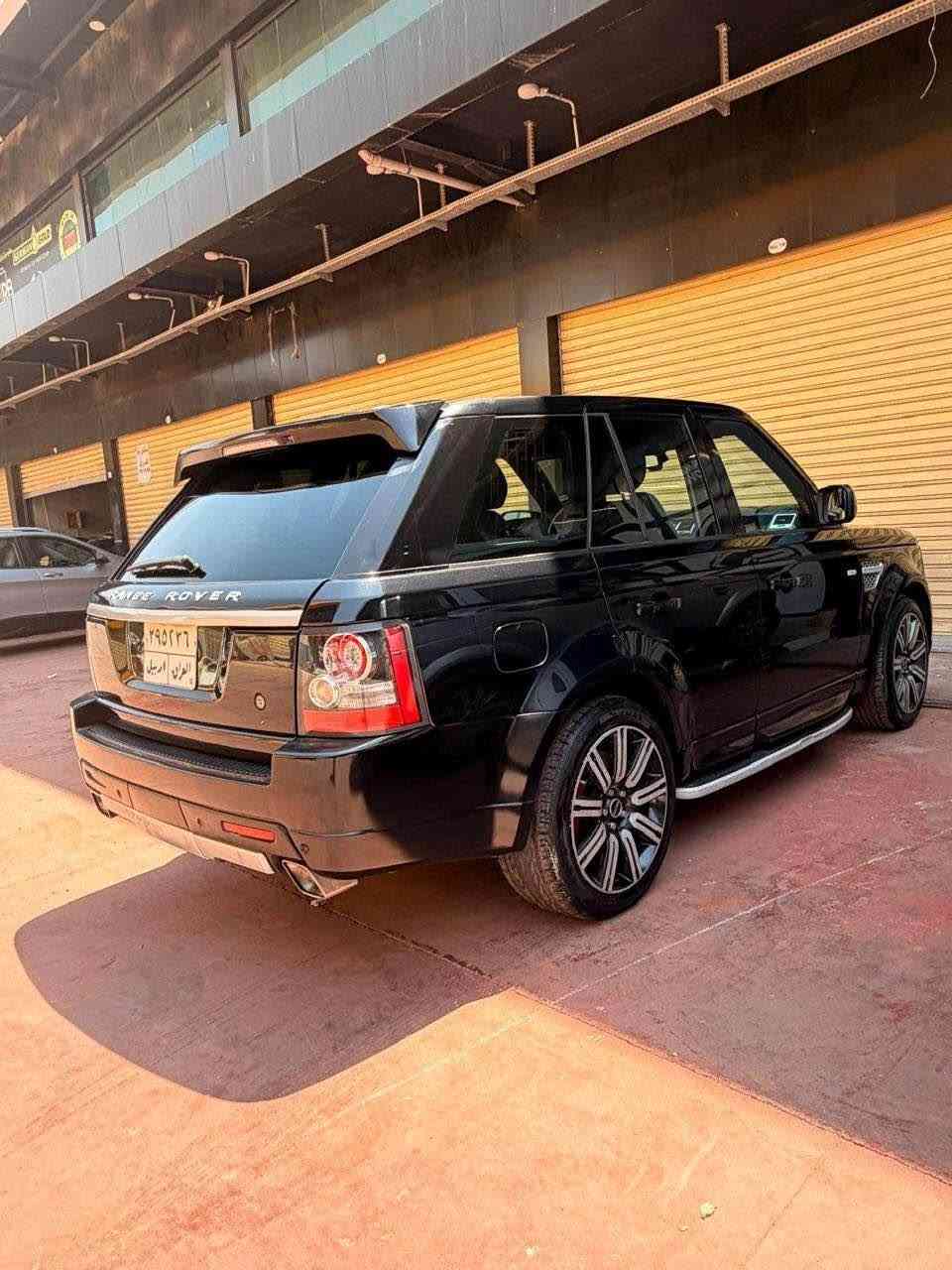 Range 2011 sport 
مەکینە ٨ پستنی سوپەر چارج

فول مواسوفات ئۆتۆباگرافی

بێ سبوغ 
بێ سارد 
بێکرانەوە

١٠ وەرەقە غرامەی لەسەرە دەیگەرێنمەوە
نرخی ١٢٢ وەرەقە و هەندەک مەجال 
سەیارەکە بۆ فرۆشتن و گۆرینەوەیە
*********** أربيل, العراق
