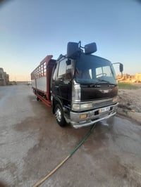 هينو طيره • موديل ٢٠٠٠ • مكفوله
