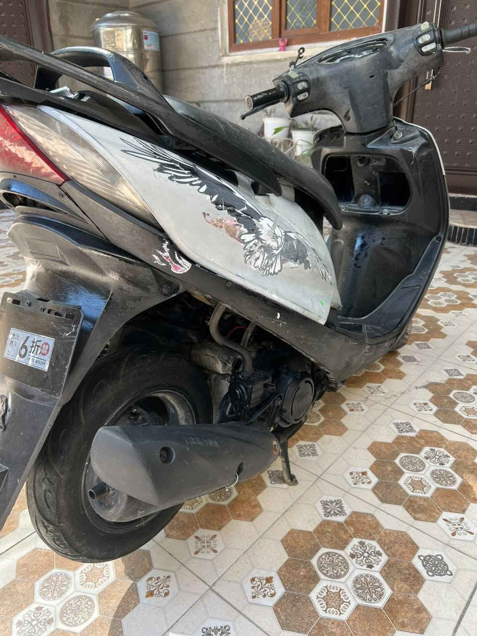 سلام عليكم ماكس ثعلب 140 دراجه كلها بلاديه مكينه مكفوله خرسه لا تنقيص لا تبخير كابريتر بلادي  كفرات بلادي سلف بلادي كهربائيات كلها شغاله دراجه ما ناقصها برغي واحد سعر 425وبيها مجال حك الجيه العنوان تقاطع القدس للاستفسار اتصال ***********
