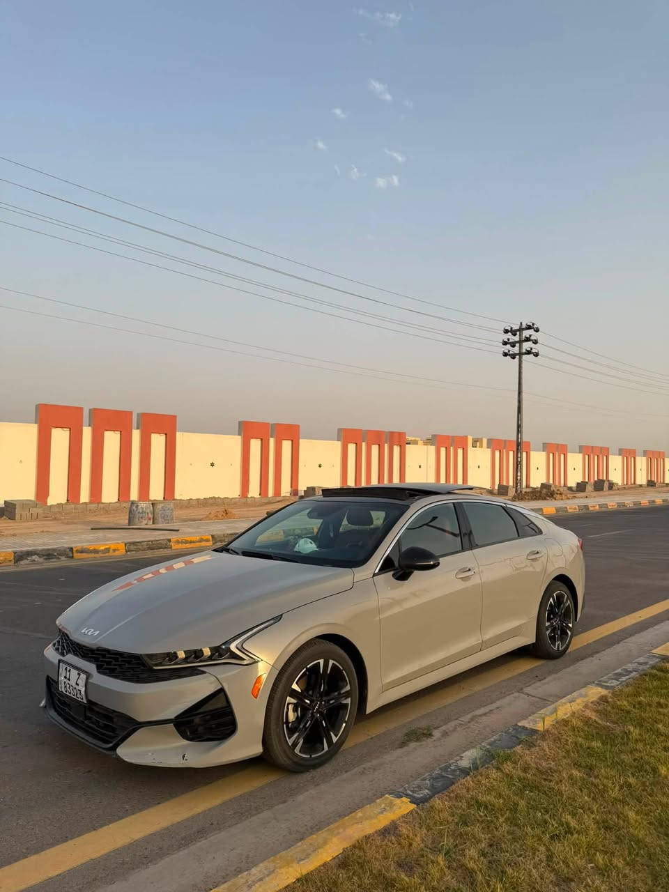 للبيع  كي فايف 2023  K5 GTLan✅
موديل  :: 2023  K5 

المحرك :: 1600 T

ألون  :: سمنتي 

العداد 51 ميل ماشيه بالعراق 18 الف كيلو

ولحادث تخريب رقم شاصي مرفق

5xxg64j27pg223407

موصفات سيارة 1 / 1 فول لمتددد 

داخل لون احمر 

مقاعد جلد + كهرباء 

فتحة سقف بانو راما طكتين 

كامرة دواره 360 

دخول ذكي ترحيب + بصمة ابواب 

تشغيل عن بعد 

رادارات  امامي  خلفي  جانبي 

تحديد السرعة 

تحديد مسار 

هاند بريك بصمة 
  
اوتو هيلد 

فول تحكم توقف ذاتي 

درايف مود 

نقطة عمياء 

رقم السيارة بغداد انكليزي وكلشي مناقصها خير من الله سياره 
سعرها182$ ورقة و بيها مجال 
مكان الانبار الگرمه
رقم الهاتف***********
