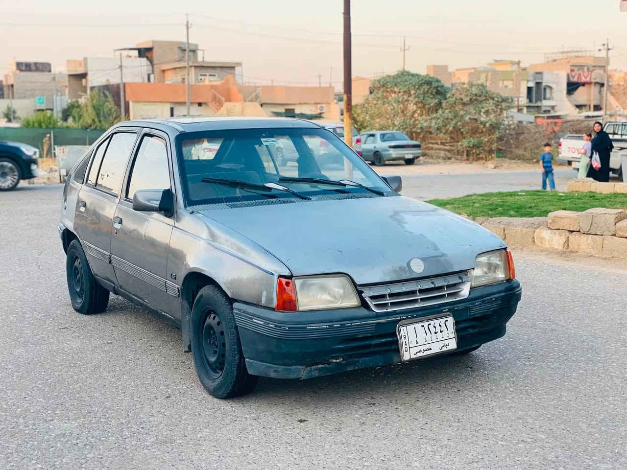 السلام عليكم اوبل كاديت موديل 1990رقم ديالى مشروع وطني لل٢٧دفتر بانزين بيها سياره جاهزه بلاديه داخلها نضيف لوك  فقط يحتاجلها صبغ بيع مستعجل السعر 18وبيها مجال بسيط العنوان كركوك رقم الهاتف ***********فقط وتساب غير متواجد ع سيم كارت

