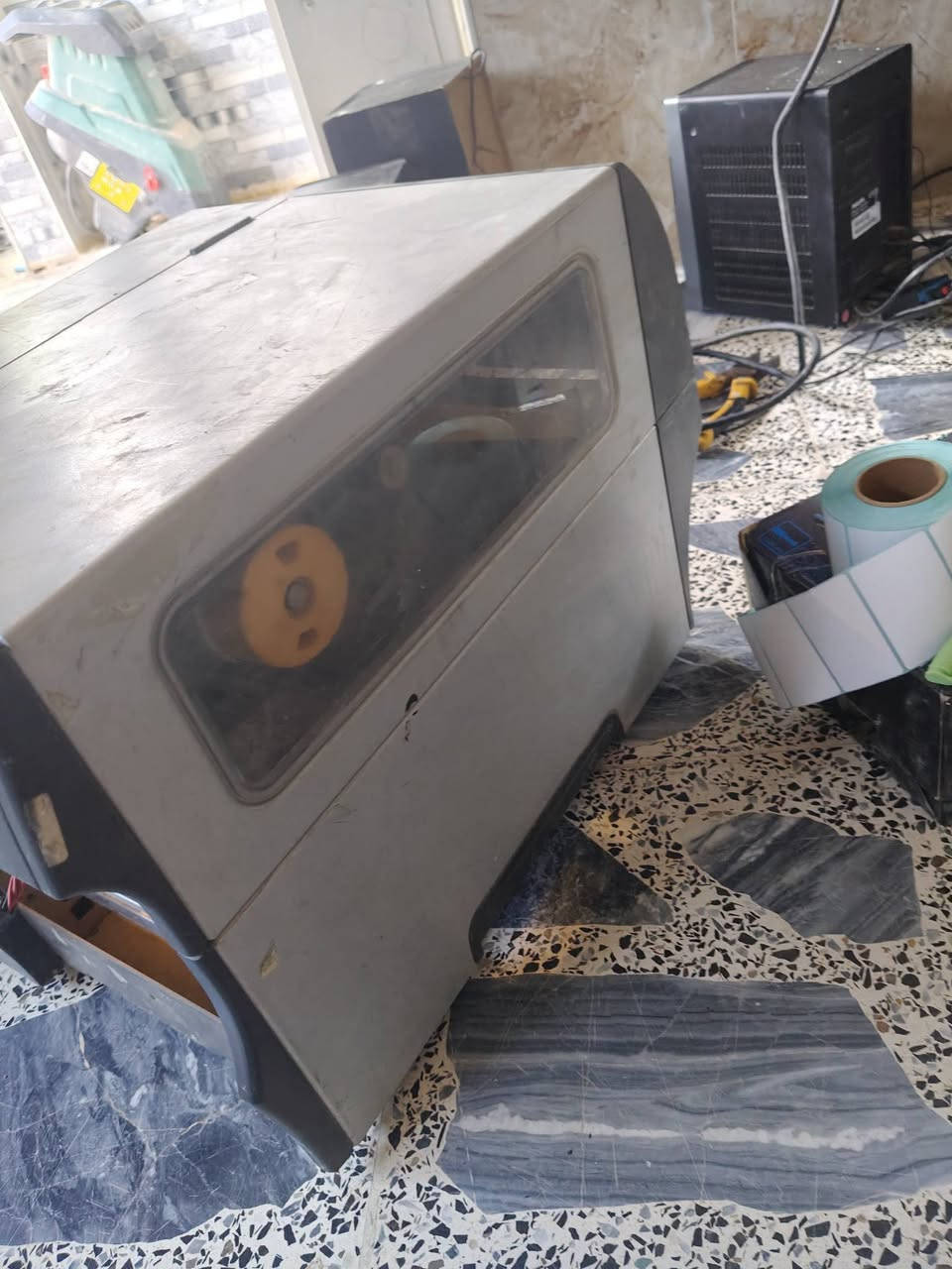 السلام عليكم طابعه حراريه للبيع وتققيم ومااعرف اش بيها نقص طلعتلي بل اغراض ***********
