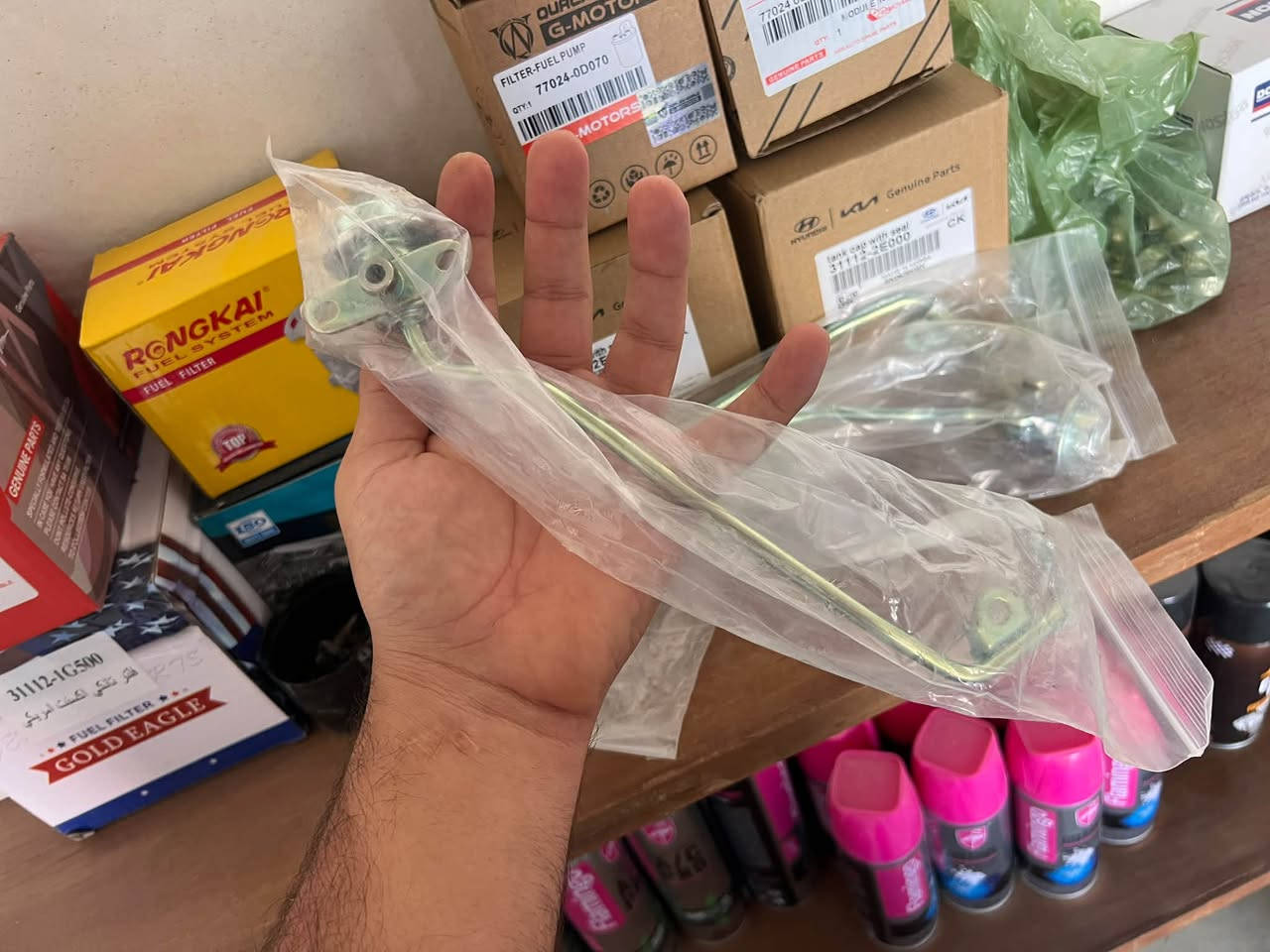 ورشه الامل لصيانه السيارات الحديثه
وصلنه واير بلك اصلي درجه اولى كوري 

كبسات فيتبم فلتر فيتب بم 

ولف راجع عذاري درجه اولى 

فيتبمبات بلكات كلو اصلي 

ربل مجول تيوتا عام اصلي مجاول بعض الانواع 

جهاز فحص مجاول فيت بم نوزلات حاسبه فحص اعطال 

شتريد موجود ***********
