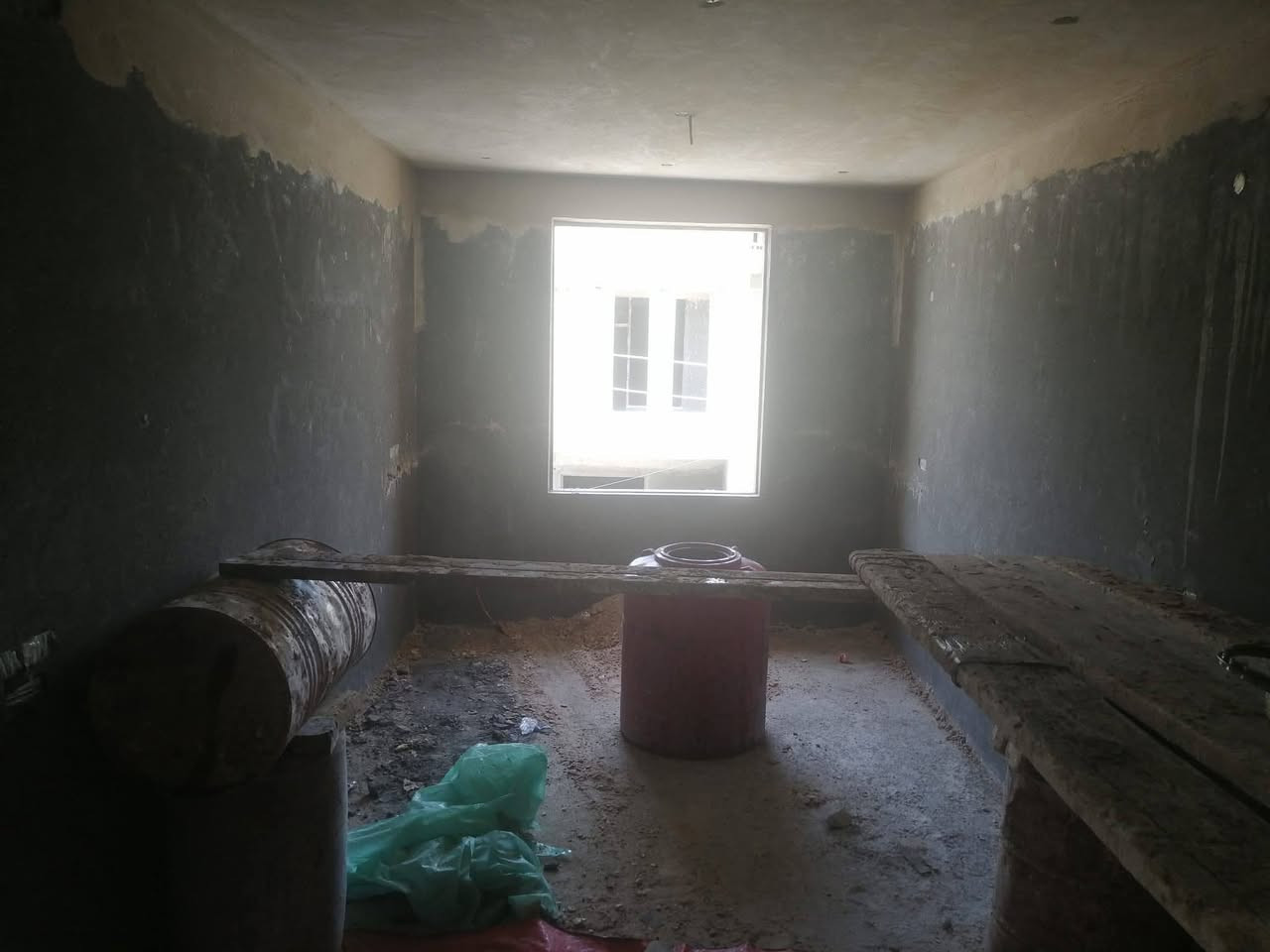 كادر كامل 
متفرغ حاليا شغل 
درجه اول
 لبخ اسمنت مخمر اصطار جص نثر
ابو عباس ‏‪***********‬‏
ابو مهدي ***********
